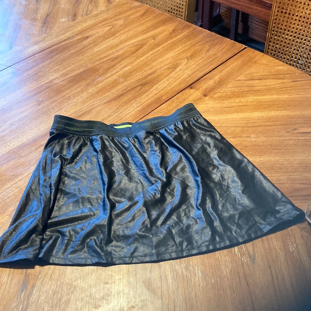 Rufiyo skort Size XL